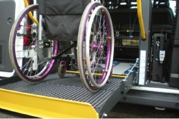 Carrozzina disabili trasporto